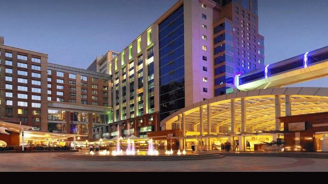  UB City Mall