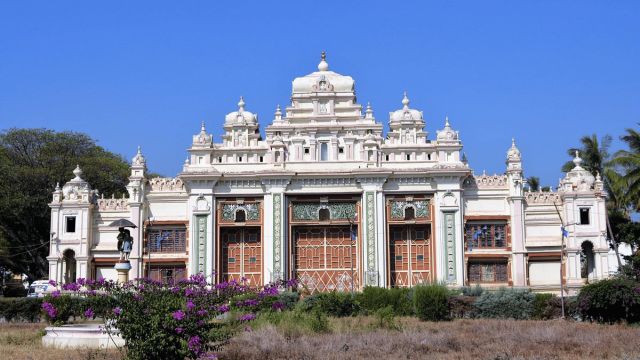 Jaganmohan Palace & Art Gallery