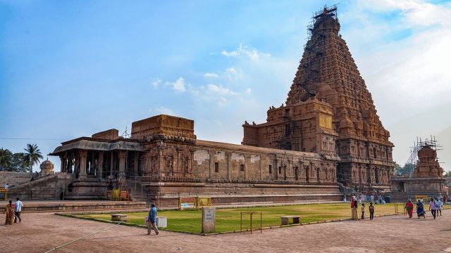 Brihadeeswarar Temple